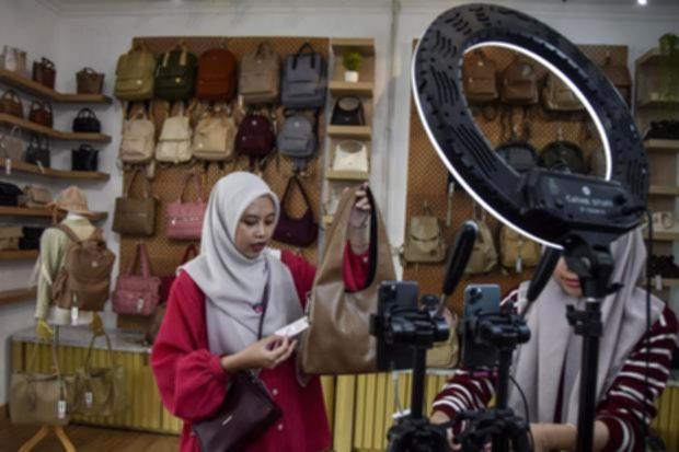 Pajak Marketplace Berlaku November, Ekonom Soroti Risiko Margin UMKM Tergerus