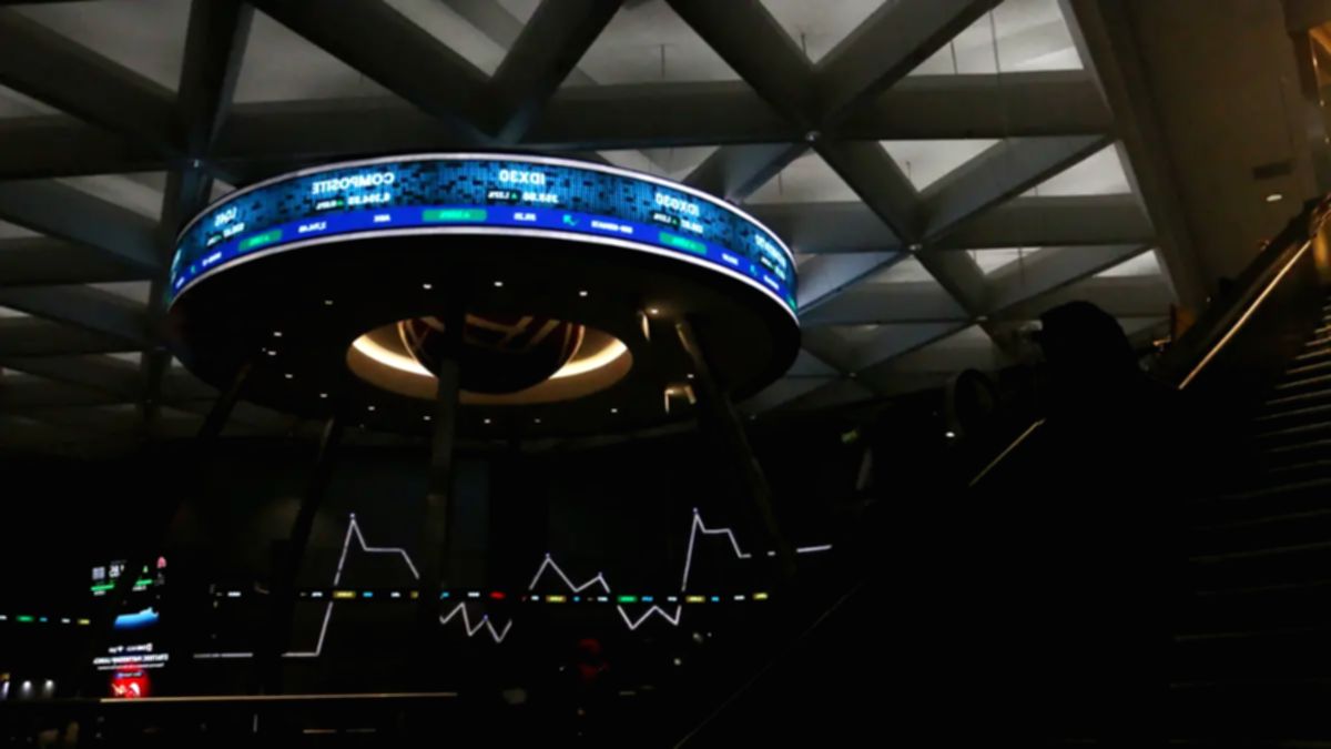 IHSG Melemah Tertekan Sentimen Negatif Bursa Saham Kawasan Asia